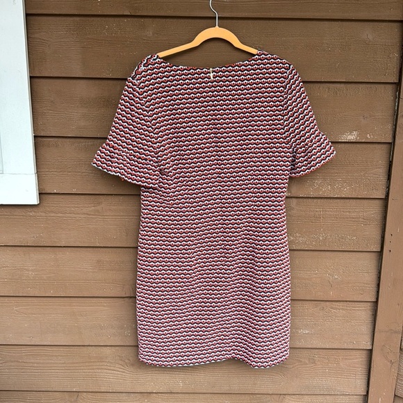 Trina Turk daisy pattern red/black bell sleeve dress size 12 - Picture 3 of 5